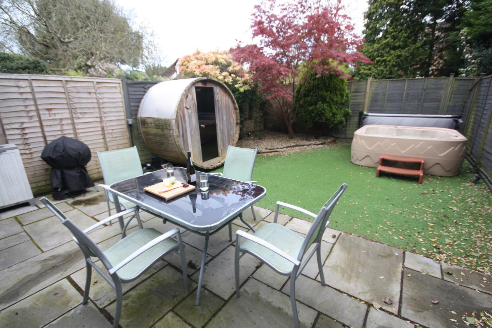 Bournemouth Hot Tub & Sauna Holiday Let المظهر الخارجي الصورة