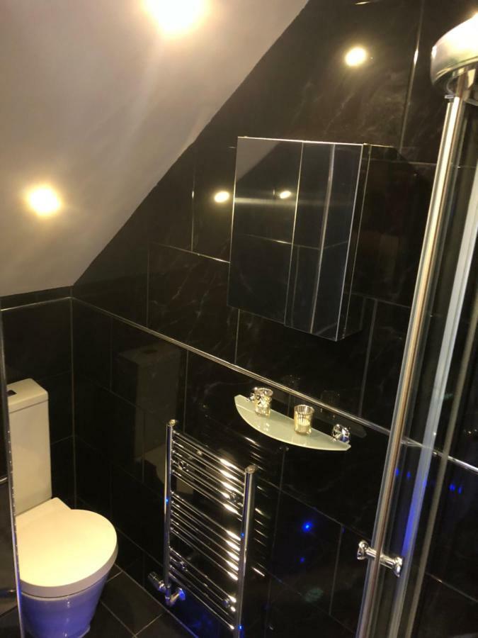 Bournemouth Hot Tub & Sauna Holiday Let المظهر الخارجي الصورة