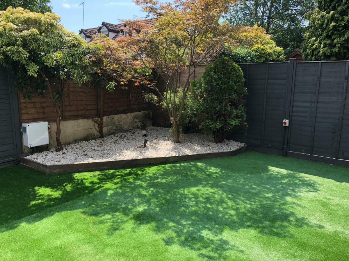 Bournemouth Hot Tub & Sauna Holiday Let المظهر الخارجي الصورة