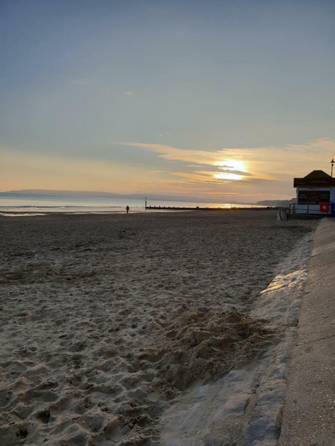 Bournemouth Hot Tub & Sauna Holiday Let المظهر الخارجي الصورة