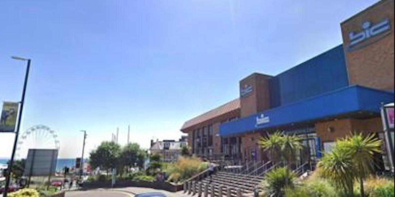 Bournemouth Hot Tub & Sauna Holiday Let المظهر الخارجي الصورة