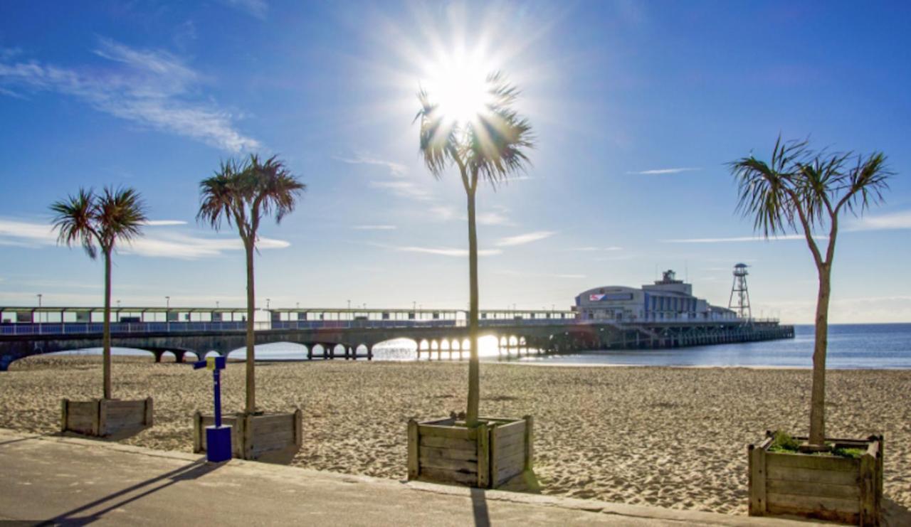 Bournemouth Hot Tub & Sauna Holiday Let المظهر الخارجي الصورة